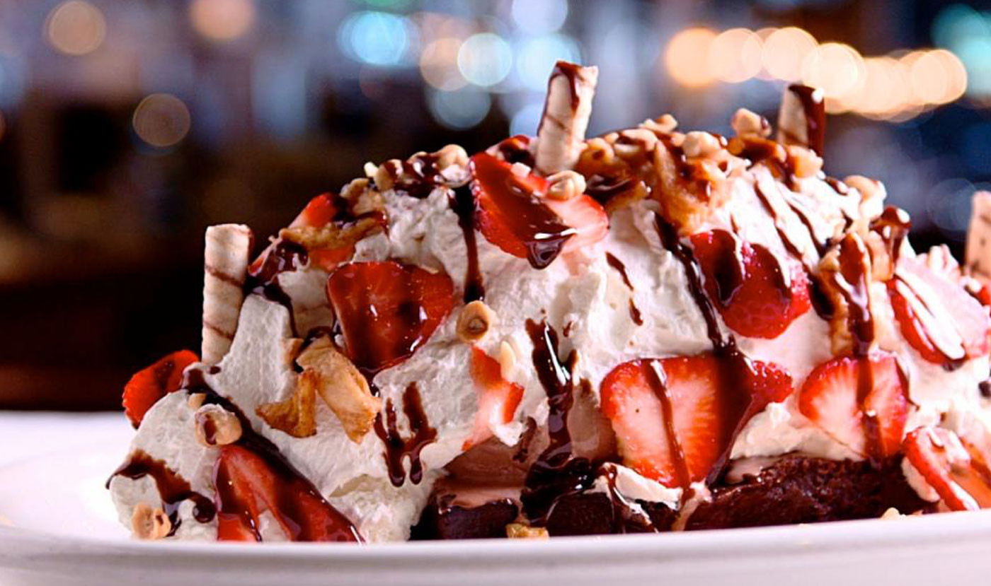 10 Over-the-Top Ice Cream Treats to Eat Now