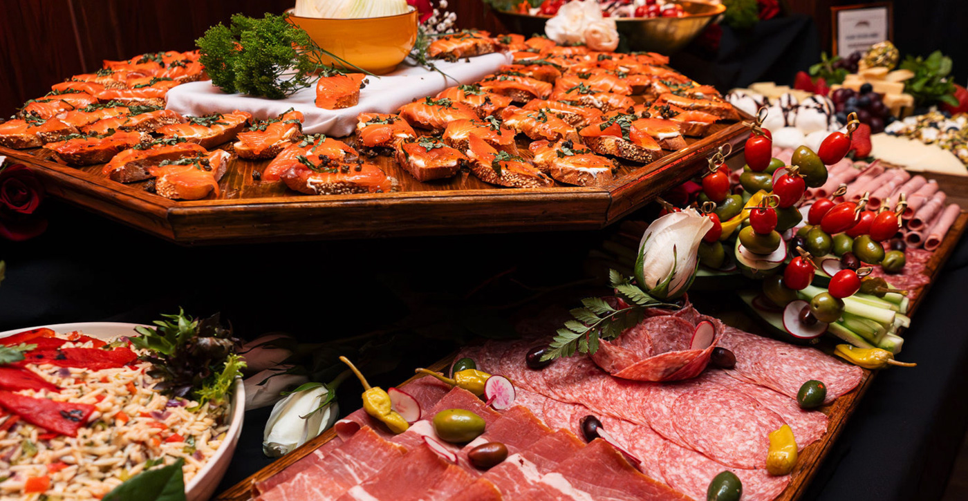 How to Plan a Perfect Party Menu